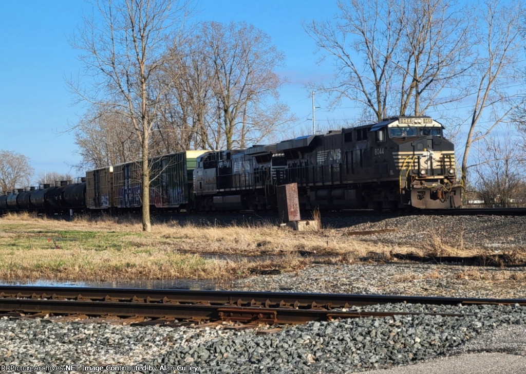 NS 8044-L44